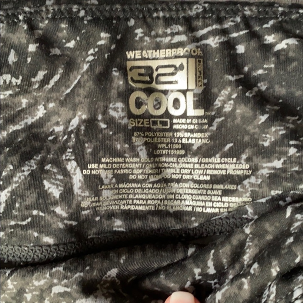 Black Camo Exercise Leggings - Picture 2 of 3